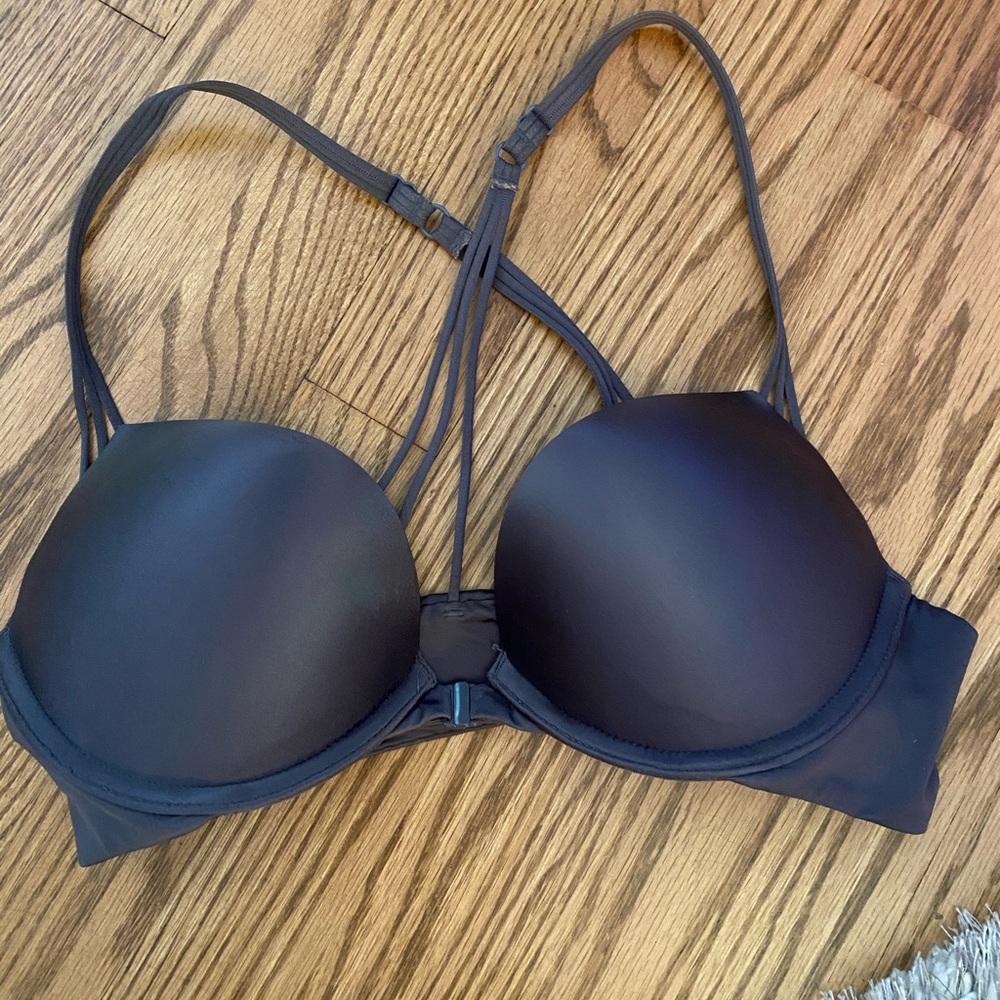 Victoria Secret’s Gray Bombshell Plunge Bra 34B
